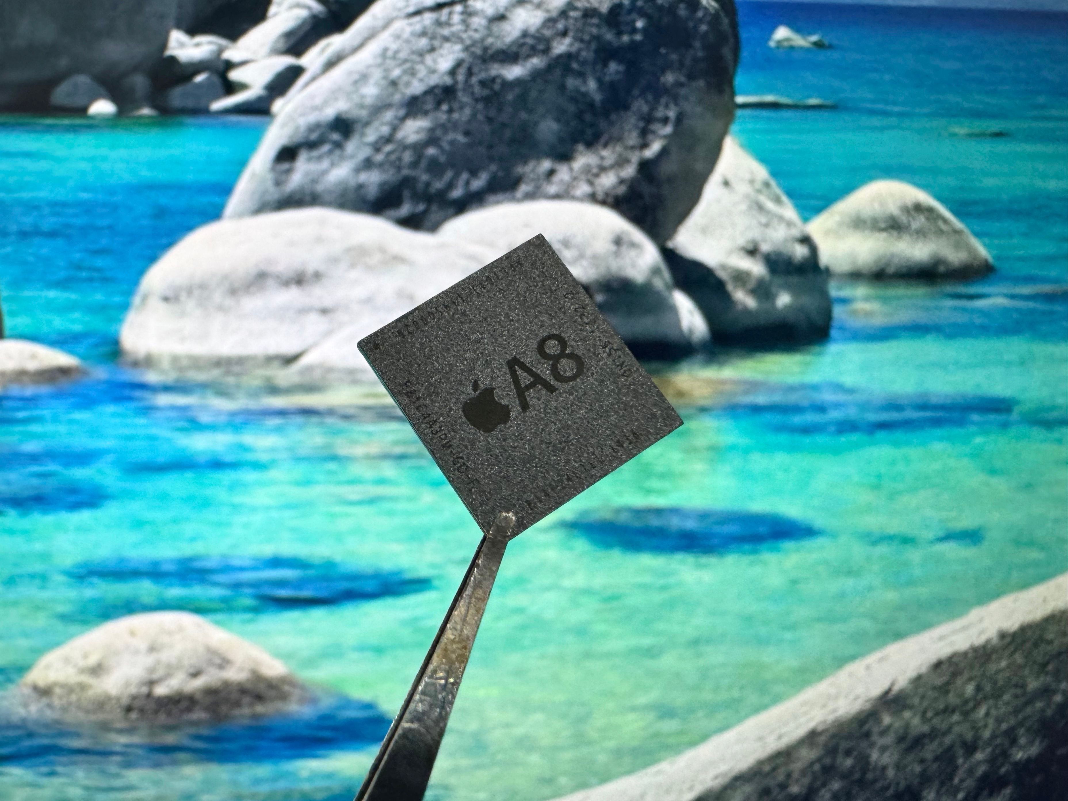 📦 Apple 芯片收藏计划 · 第 11 颗：A8A8 随 2014 年的 