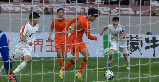 点球勉强？U23国足两连平，向余望再破门得分。
U23国足的国际邀请赛踢到第二场