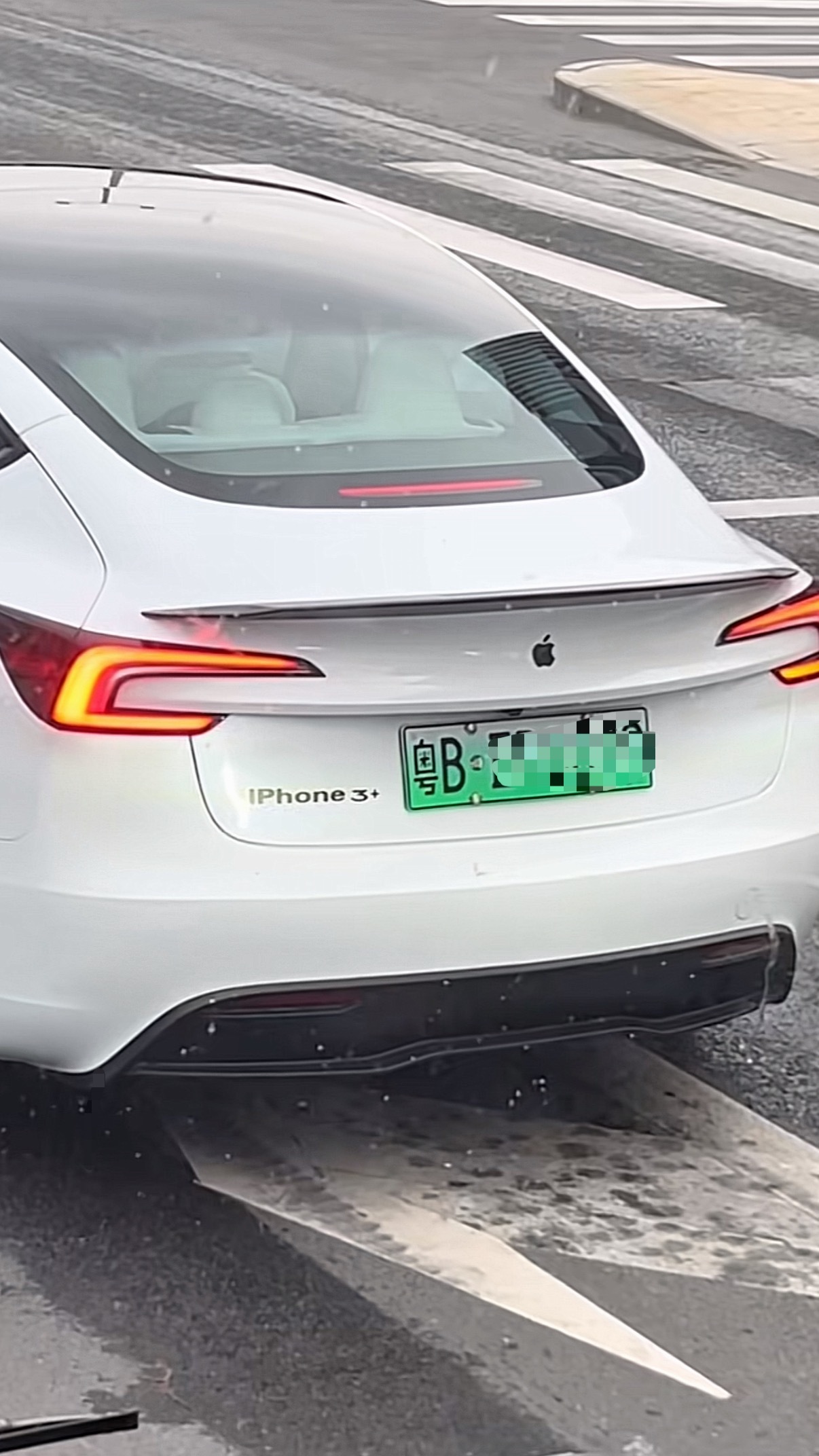 用苹果手机，开苹果汽车，享苹果人生