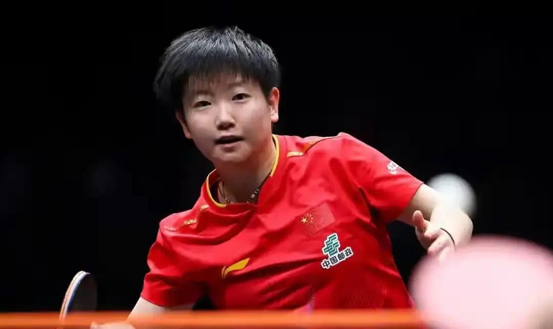 别投了。孙颖莎的票数刚碾过2800万，樊振东还差600多万票——但这串数字，正在