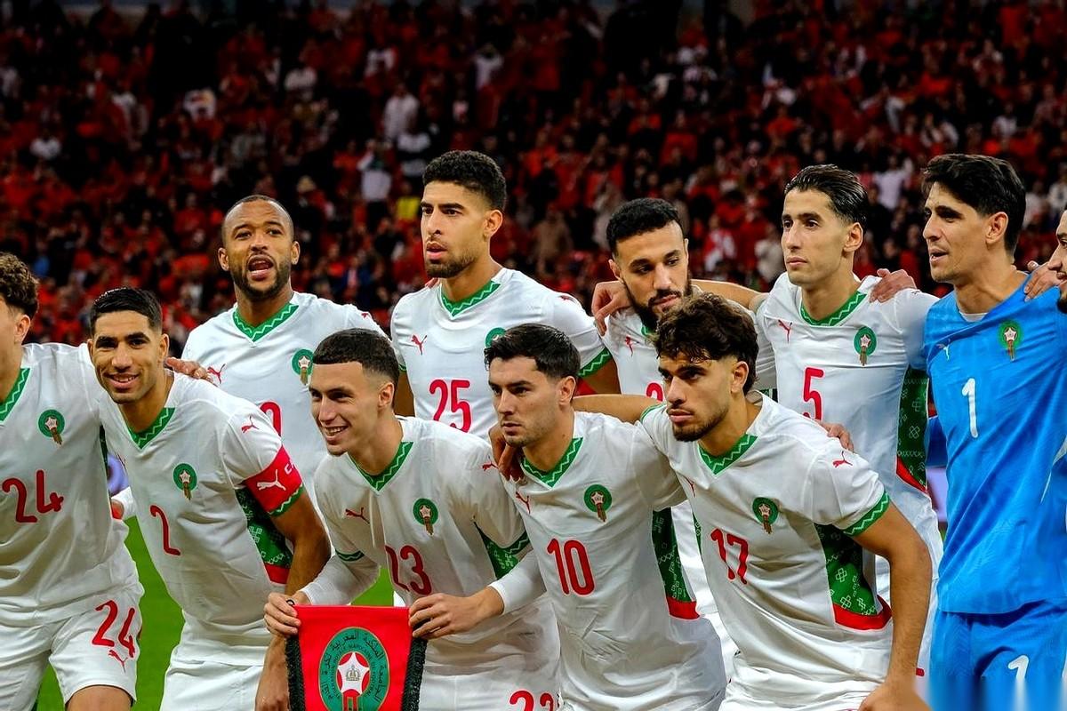 为了场球赛，一个国家直接把全国统考给推迟了。
就因为时隔21年，国家队又一次杀进