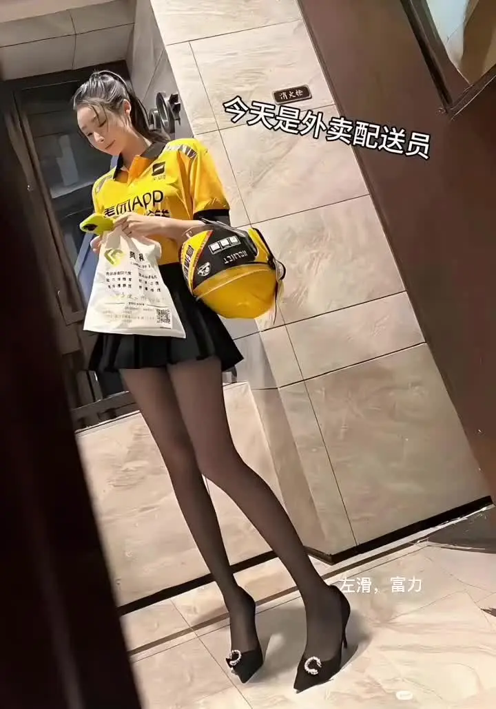 这样的女孩子有人喜欢吗 娶媳妇就得娶这样的 这谁能顶得住啊