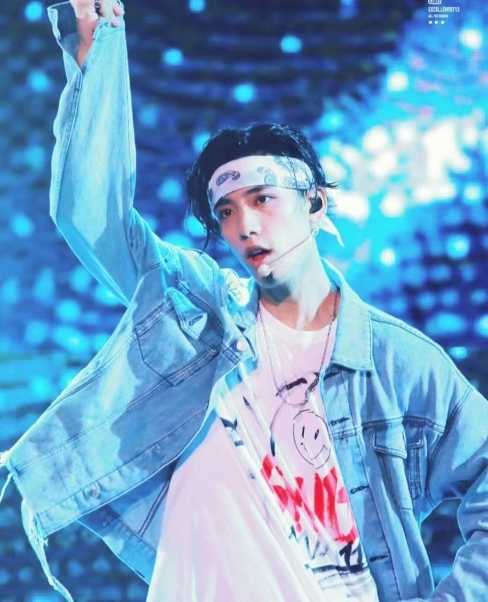 已经在循环歌单了，就等着四月底来唱全场大合唱！唐山南湖音乐节