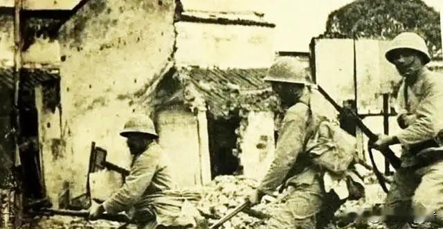 1937年12月，30多个禽兽不如的日本兵，闯进了南京的一个尼姑庵，结果他们被眼