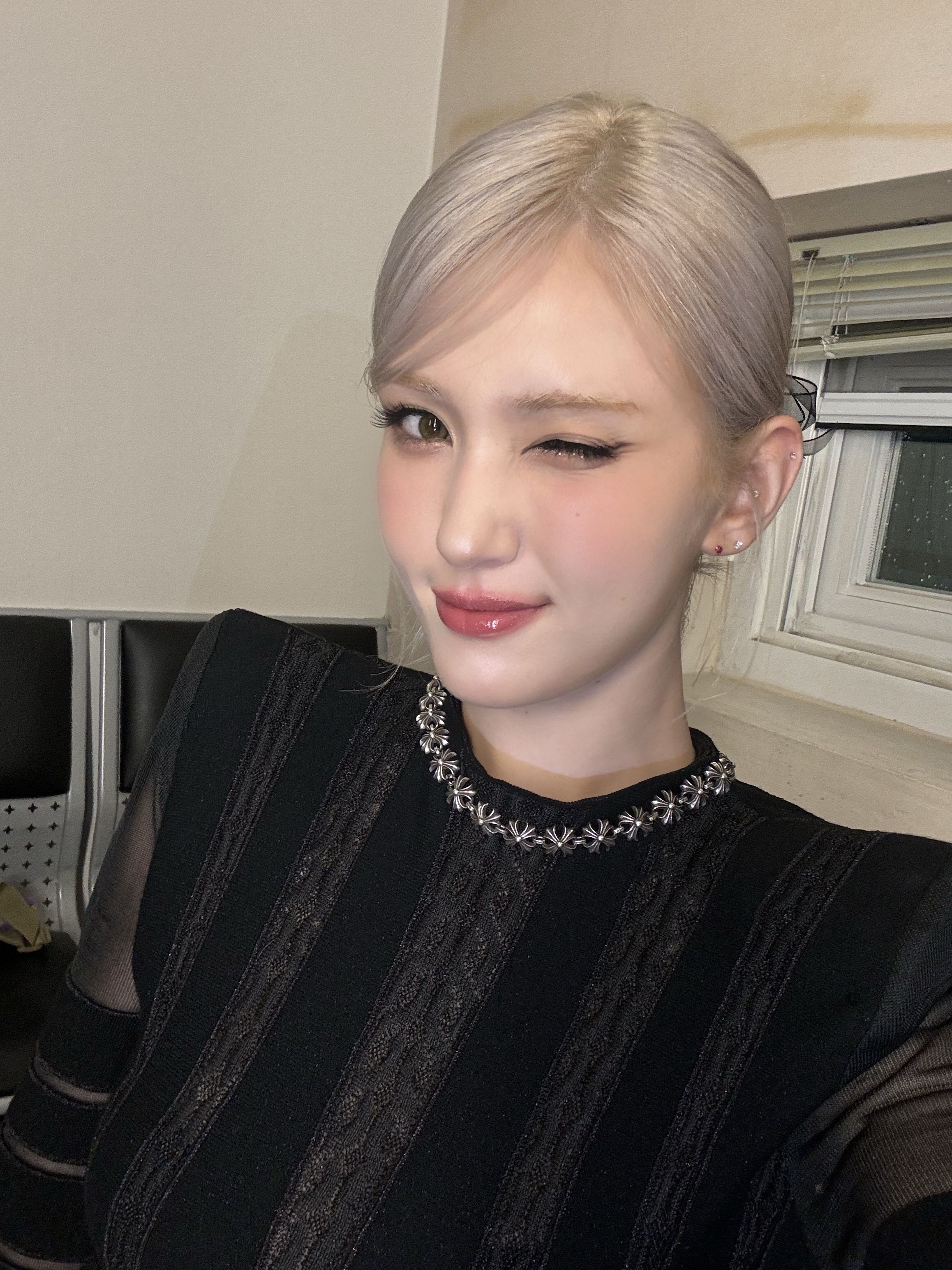 🖤✨*Somi ​​​