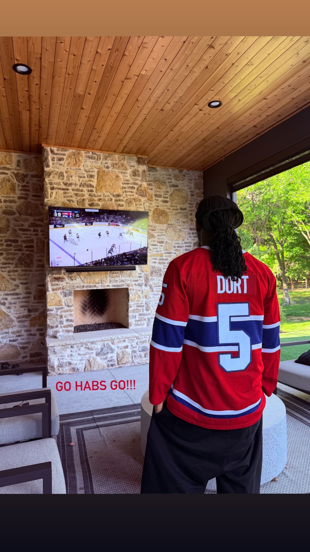 多尔特今天观看冰球比赛卫冕冠军的含金量还在上升湖人半决赛对阵雷霆雷霆