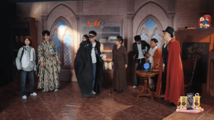 秦海璐给05后演女儿奋斗吧人生 我宣布秦海璐这段即兴是《奋斗吧人生》目前最好笑的