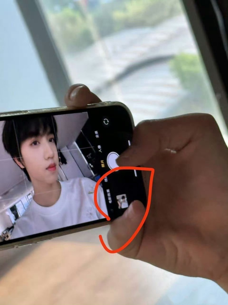 时代峰峻高会回应张桂源和女生合照时代峰峻高会辟谣张桂源和女生合照 时代峰峻高会回