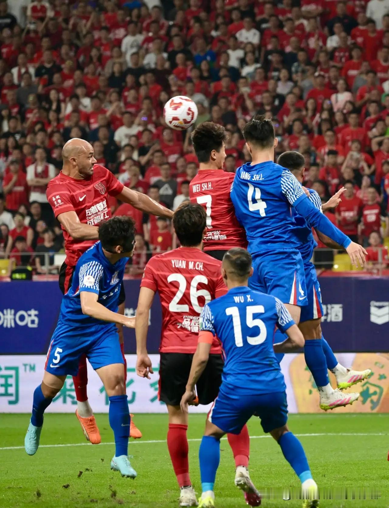 明晚蓉城客战申花，胜平负都能接受，蓉城将士不必背太重的心理包袱：

1.若负：仍