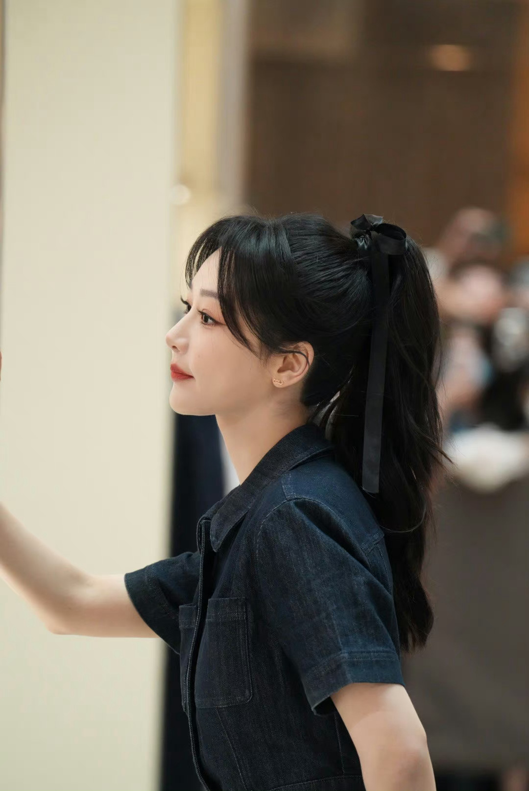 #杨紫[超话]# 旎是人间妄想💗图 cr #杨紫#｜#1106陪杨紫浪漫环游#