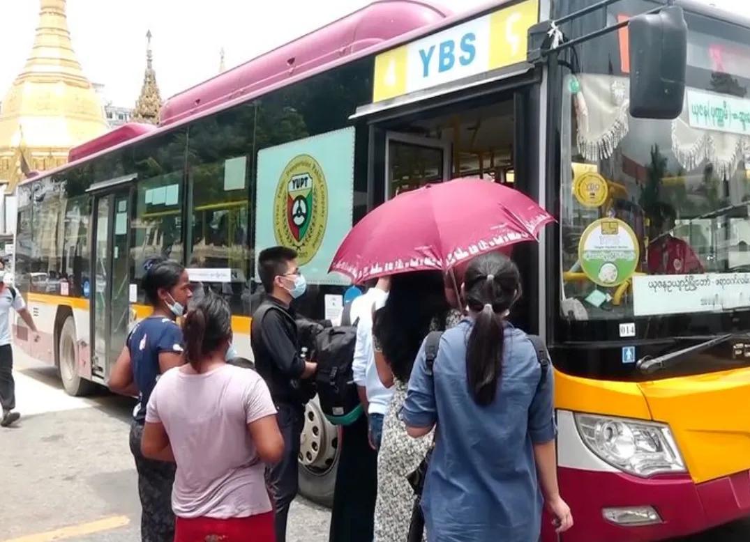 缅媒报道，YRTC联合秘书吴廉金曼称，仰光省内运营的YBS公交车，为了让乘坐的民
