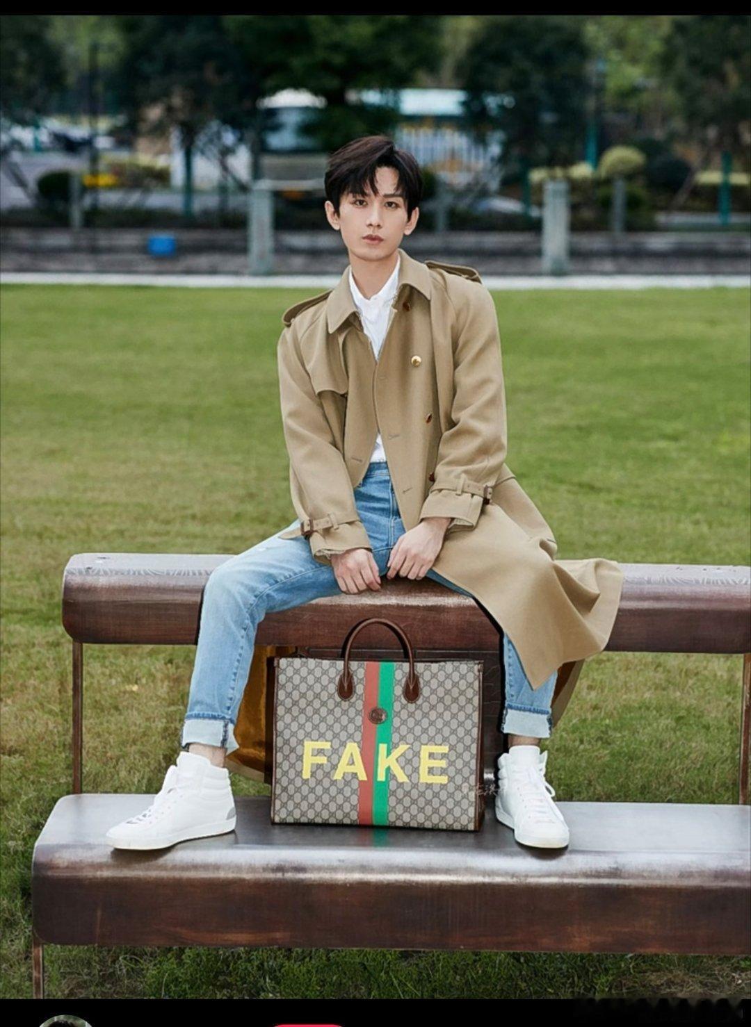 真的无语了，呃粉跑到Gucci微博下去推荐89413