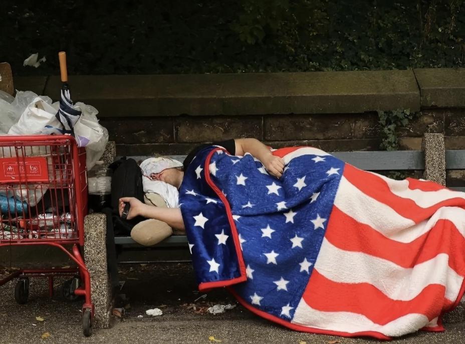 听牢A说，才知道美国人民生活的水深火热。

美国的医疗财团，贡献的GDP占到了美