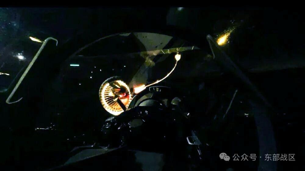 东部战区歼16夜间空中加油航空创作计划武器装备