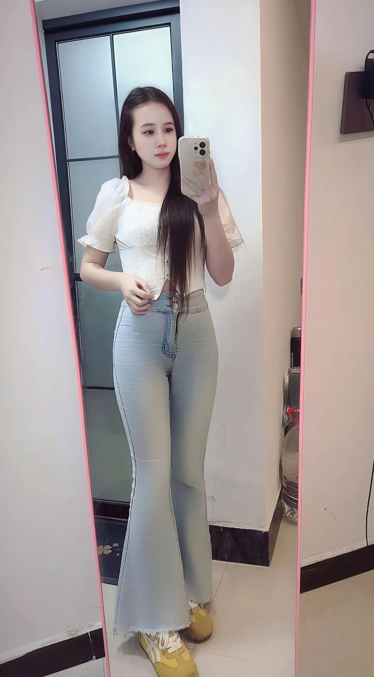 我会爱一个 我都把他气得半死，下一秒他还哄着我给我买奶茶的男人