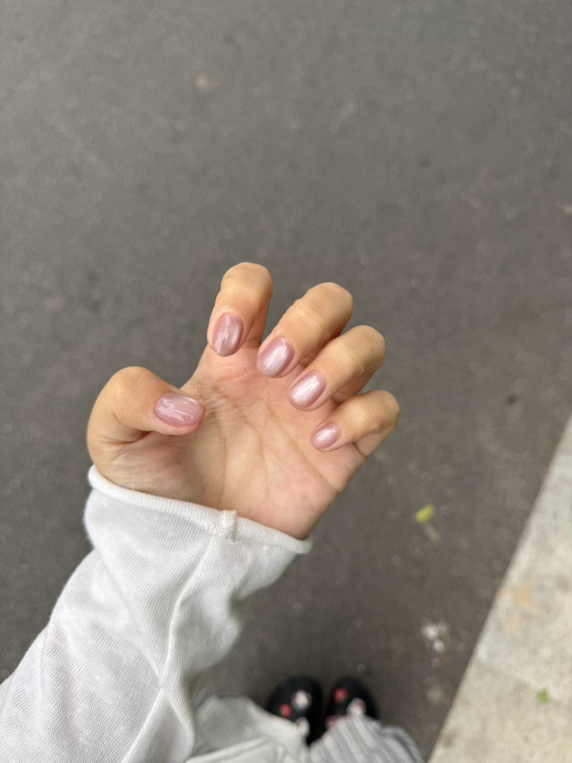 做了个简简单单的指甲💅 ​​​