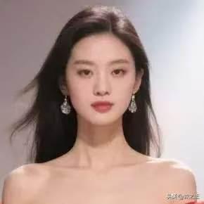 玩头条久了才明白，这样做不仅长粉很快，阅读量跑得更快。

以前玩头条，我一直被日