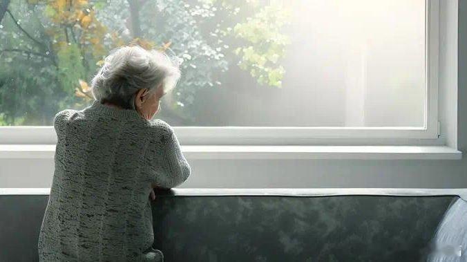 凤凰新闻【不管你信不信，男性过60岁后，基本都有如下4个现状！要坦然接受】“60