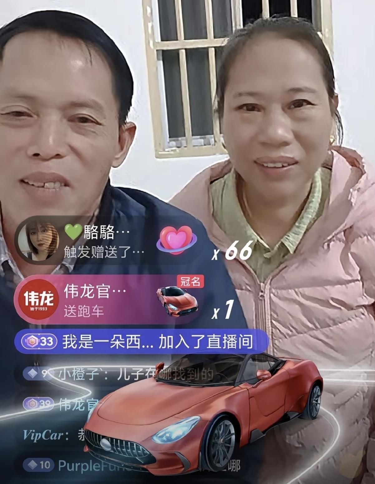 梁志辉妈妈说着说着就哽咽了：“感觉像在做梦一样，孩子找到就好了。知道他平平安安的