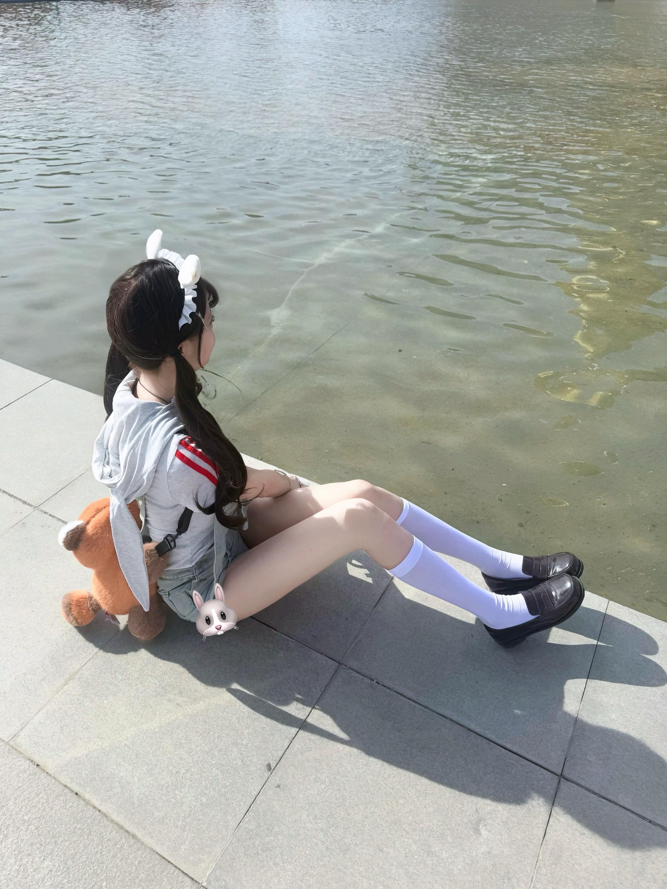 我也想做你床头的小熊 为你打败梦里的恶龙