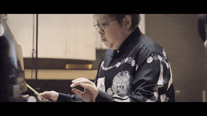 #韩红陈萨钢琴作品今日上线#这或许就是所谓的音乐无界限吧，在原有的基础上去创新，
