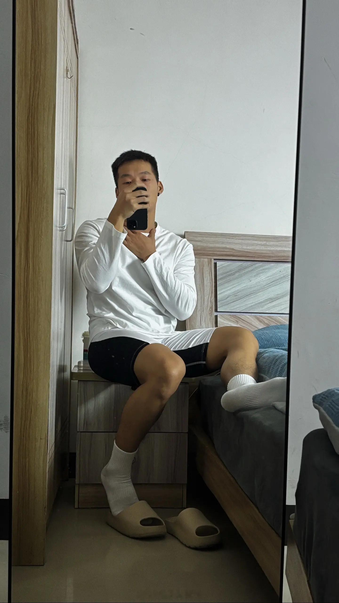 是我喜欢的类型[舔屏][舔屏][舔屏]哥哥指导下我健身好不好[害羞][害羞][害