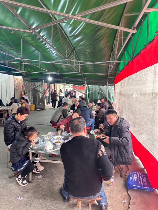 这家只做两道菜，不预定吃不上！