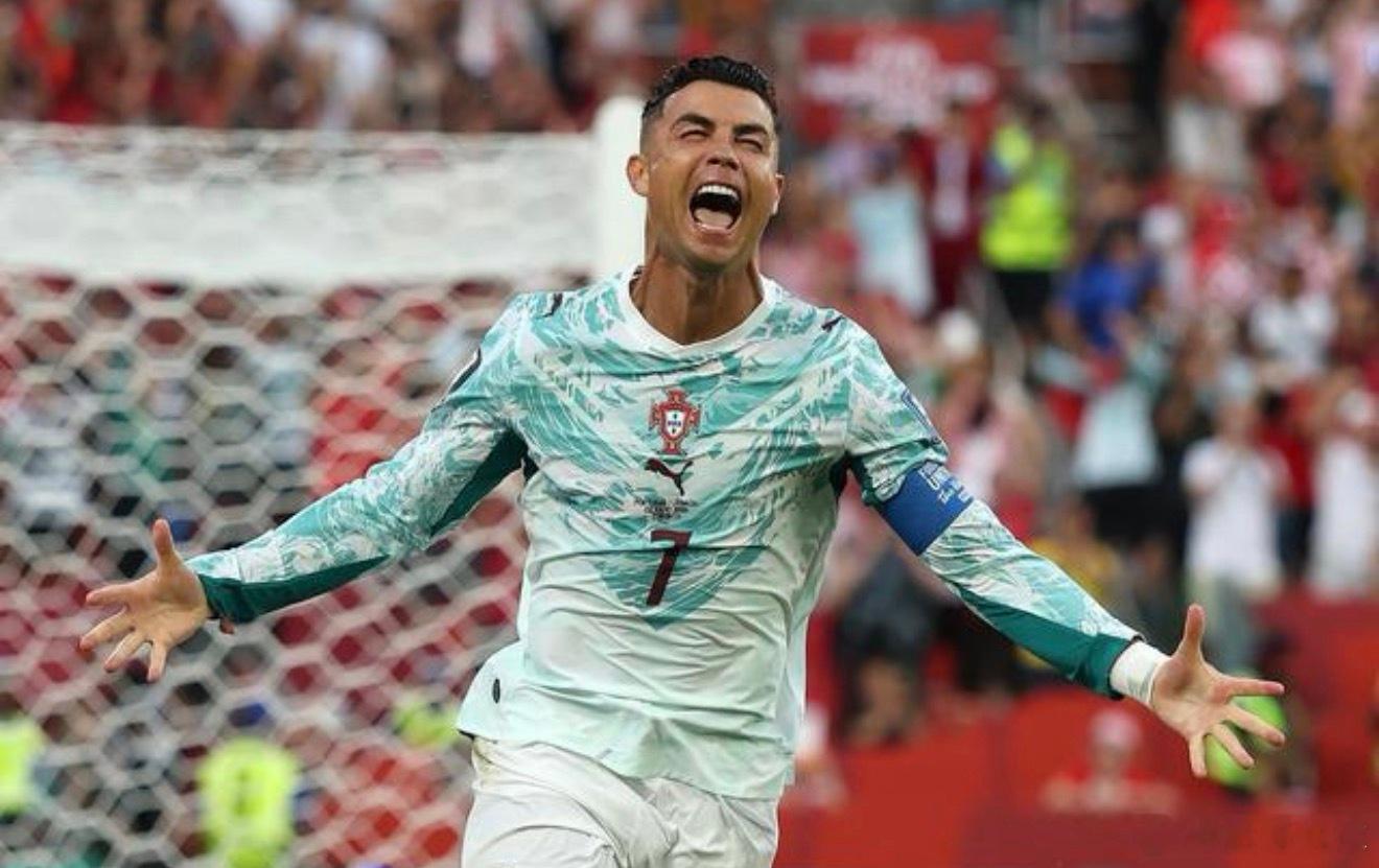 41岁C罗破魔咒！轰世界杯淘汰赛首球，狂刷8大纪录 FIFA官方祝贺。7月3日上