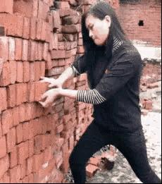 美女是真厉害，还是假厉害啊！