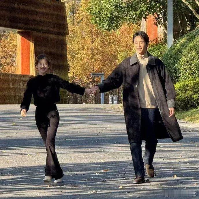 赵思露的资源提高了不少，合作的男演员终于不再是流量小鲜肉了！！ 
