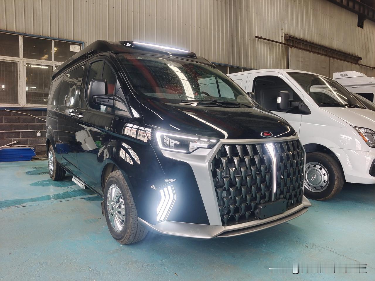 看图猜车[马思纯的微笑]
2024年5月底正式上市[憨笑]
你觉得这款车定价多少