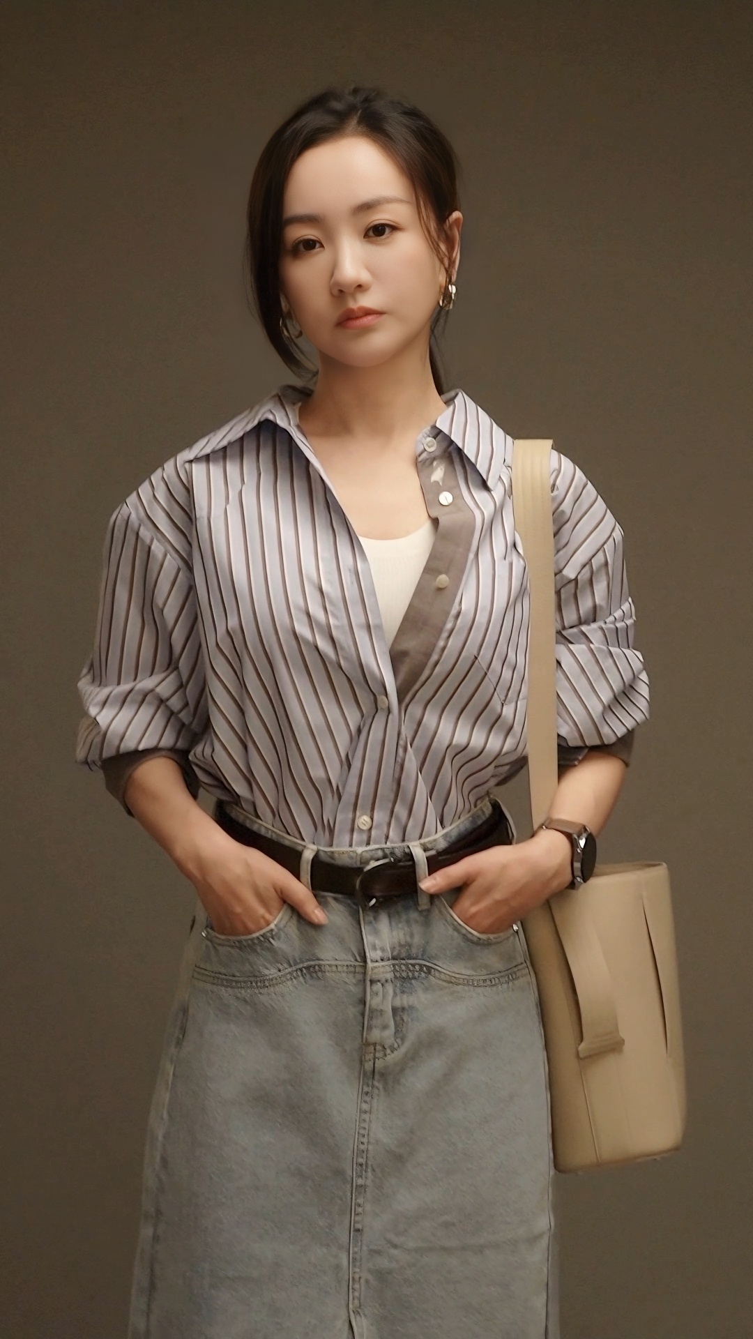 杨蓉《二十九》 “袁裴”定妆照，蛮好看的 ​​​