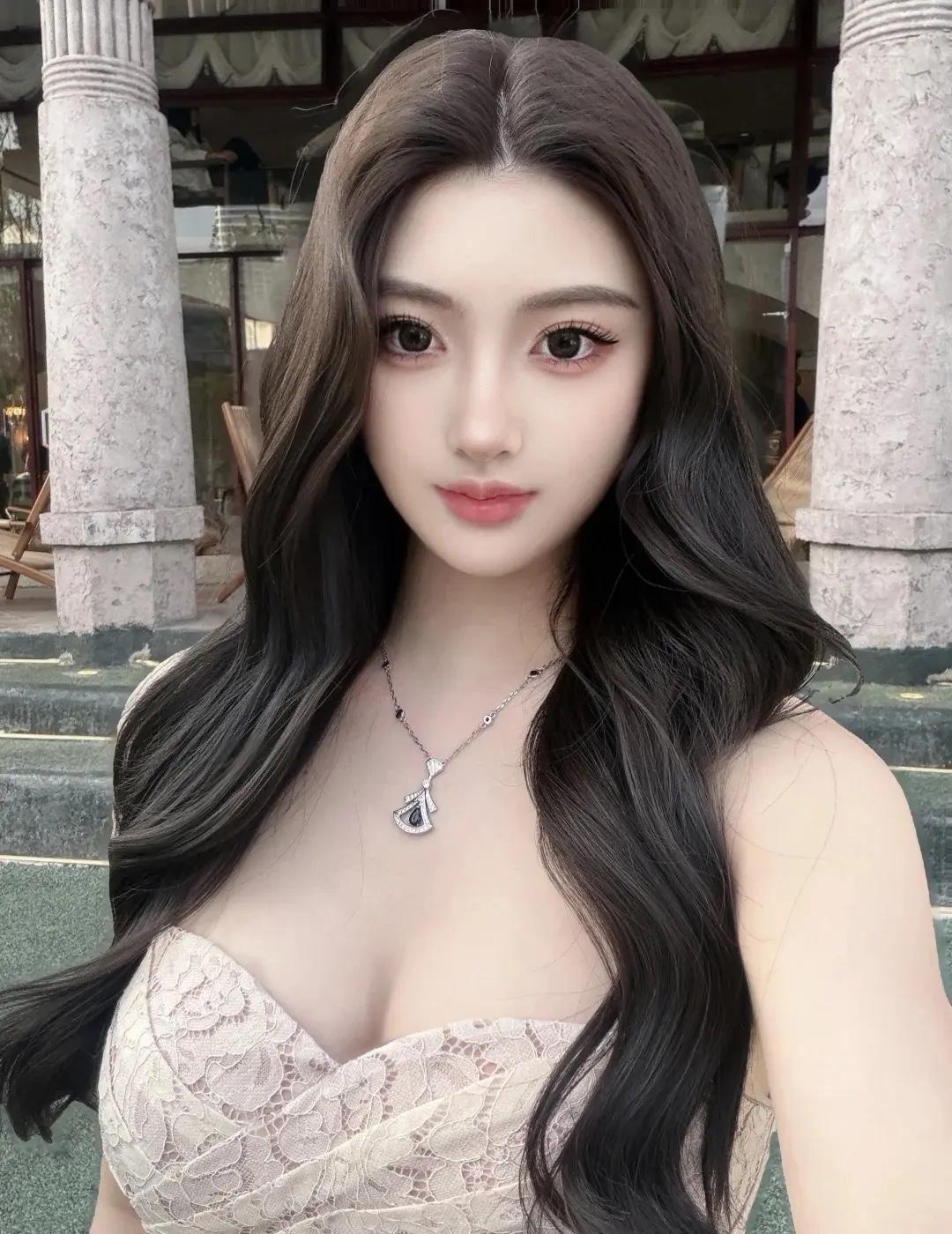 私房人像•
如果不曾遇见你，我本可以忍受孤独。   
微单 摄影 我镜头下的神仙