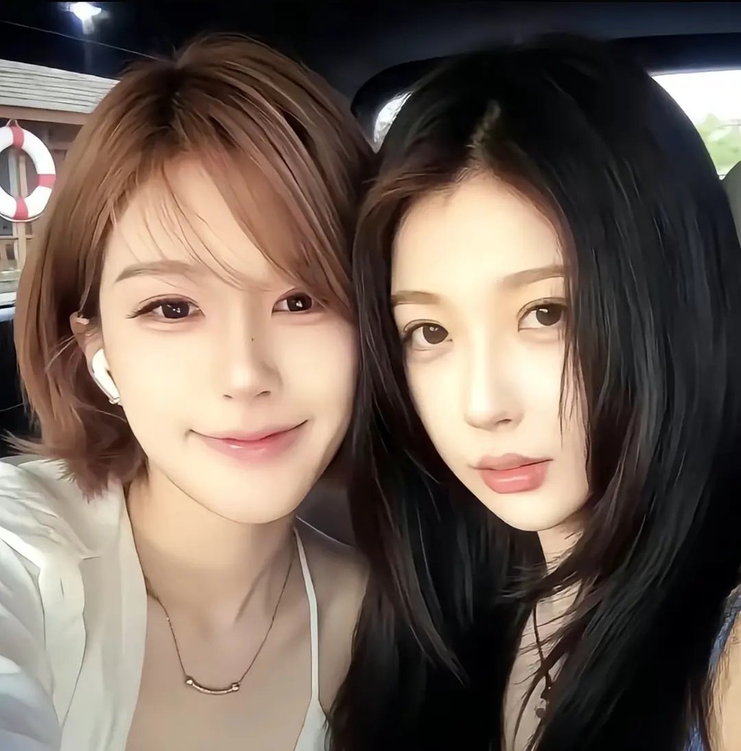 赵露思×虞书欣这气场，恨海情天、互不相让的感觉直接拉满，谁懂啊，不演一部宫斗/双