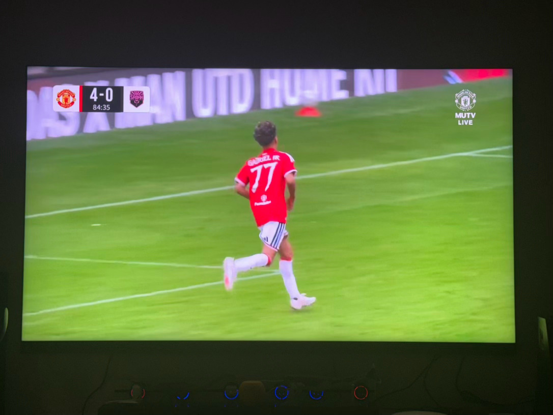 每次看青年队的比赛就跟看人类合理足球精华一样，反观成年队，各种xjbt。[思考]