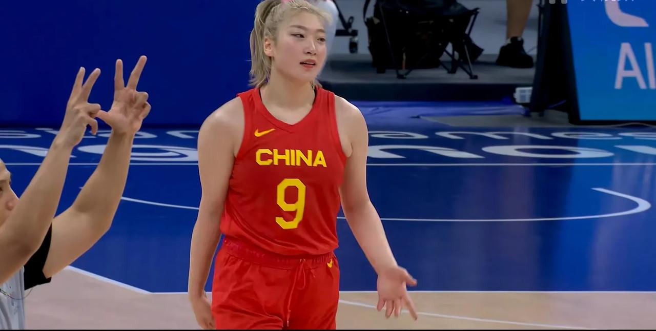 中国女篮太强了，在亚洲是处于绝对的统治地位，即使印尼女篮拥有归化球员也难以改变惨