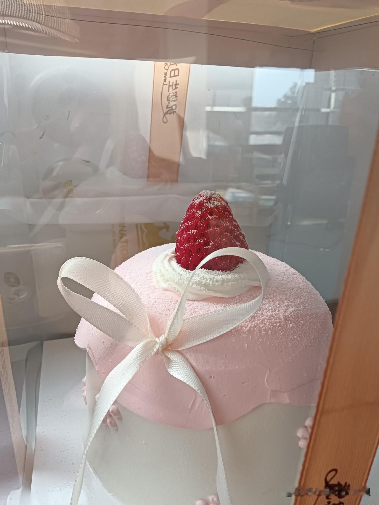 今天是我生日，也是上班的最后一天啦。76年五十岁的小老人了。