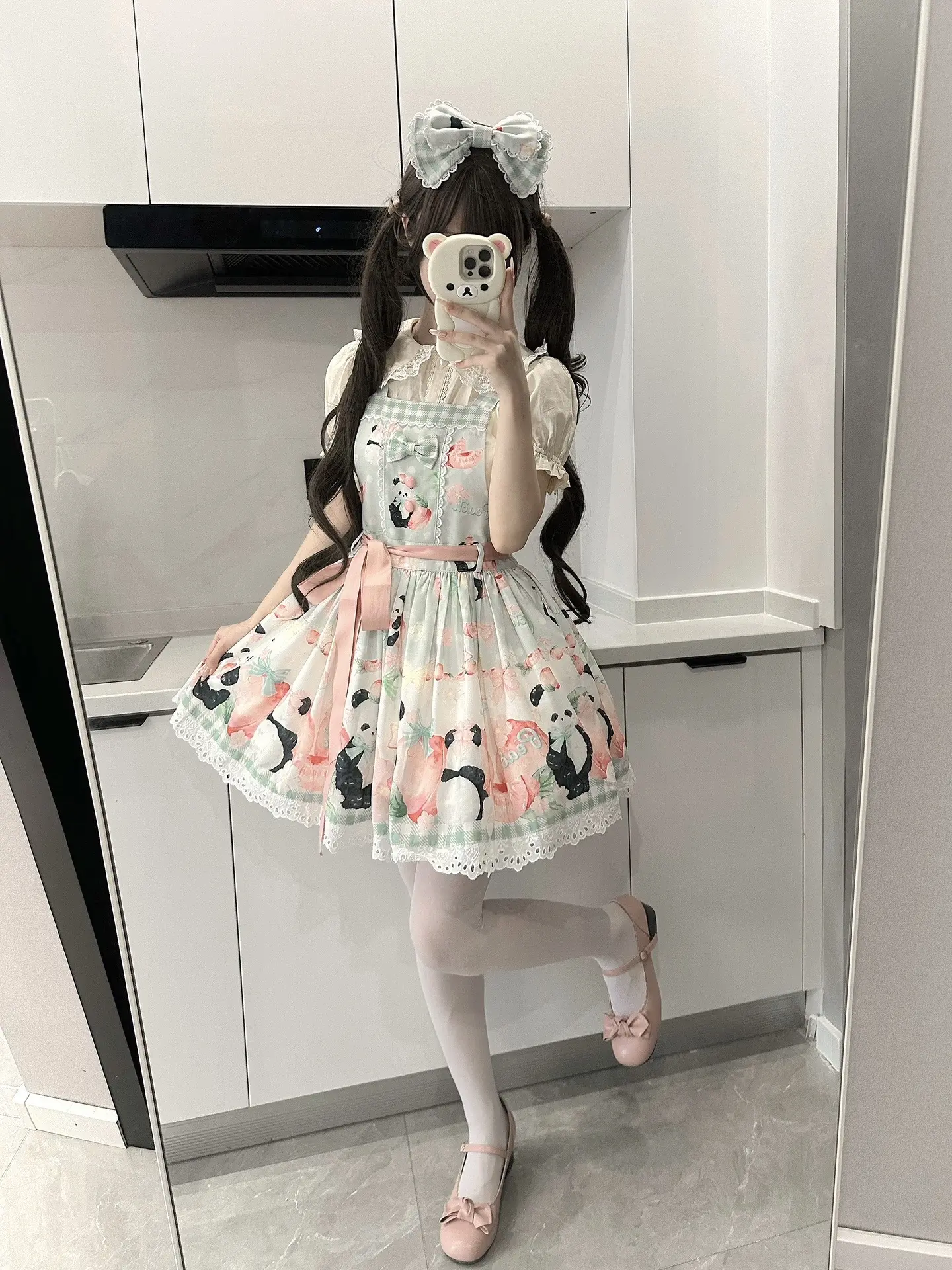 我不会再卖萌了 1.没人把我的萌当回事 2.我的表情包全被偷了૮ •𖥦• აᐝ