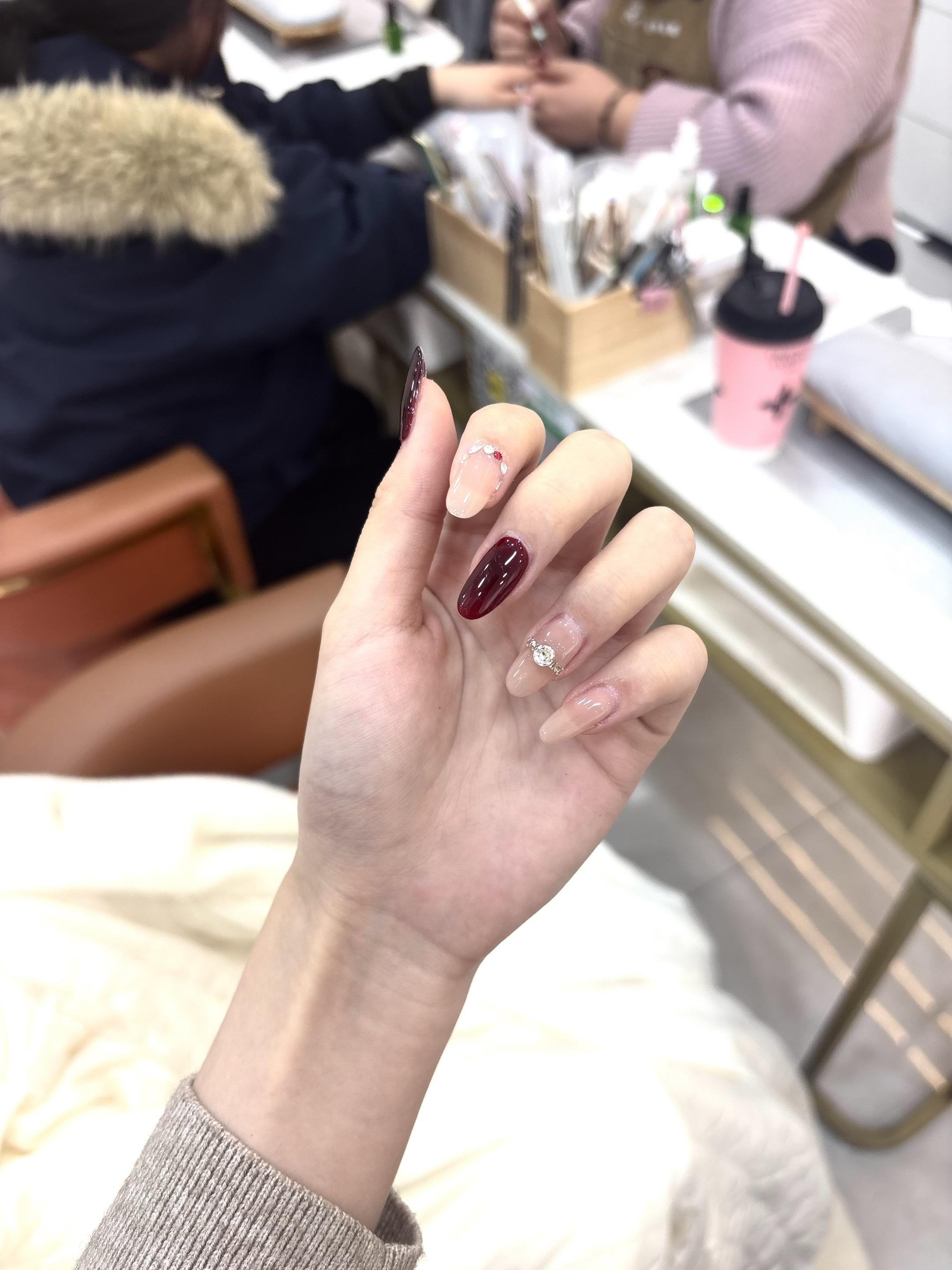 许愿换100次美甲身边都是同一人