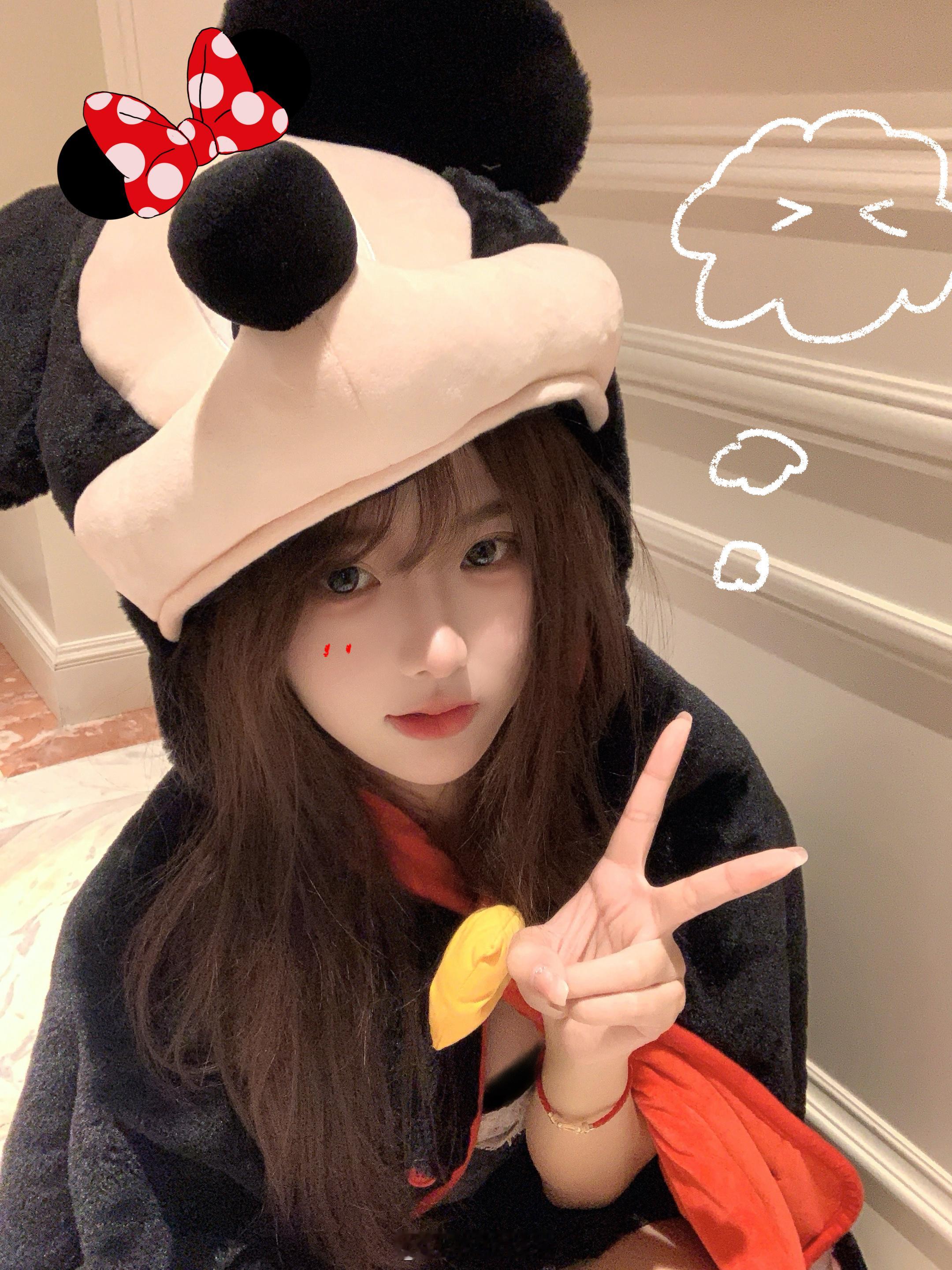 谁能懂这个米奇毯子有多萌？ ​​​