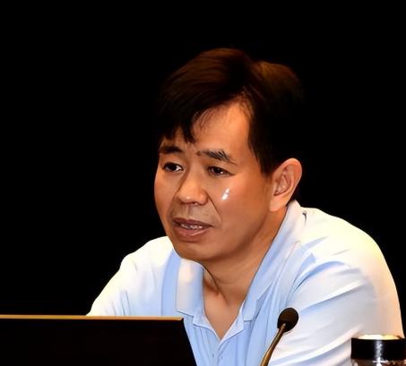2026年再看戴旭大校的提醒：一个国家如果不敢亮剑，不敢开第一枪，你武器再好，囯