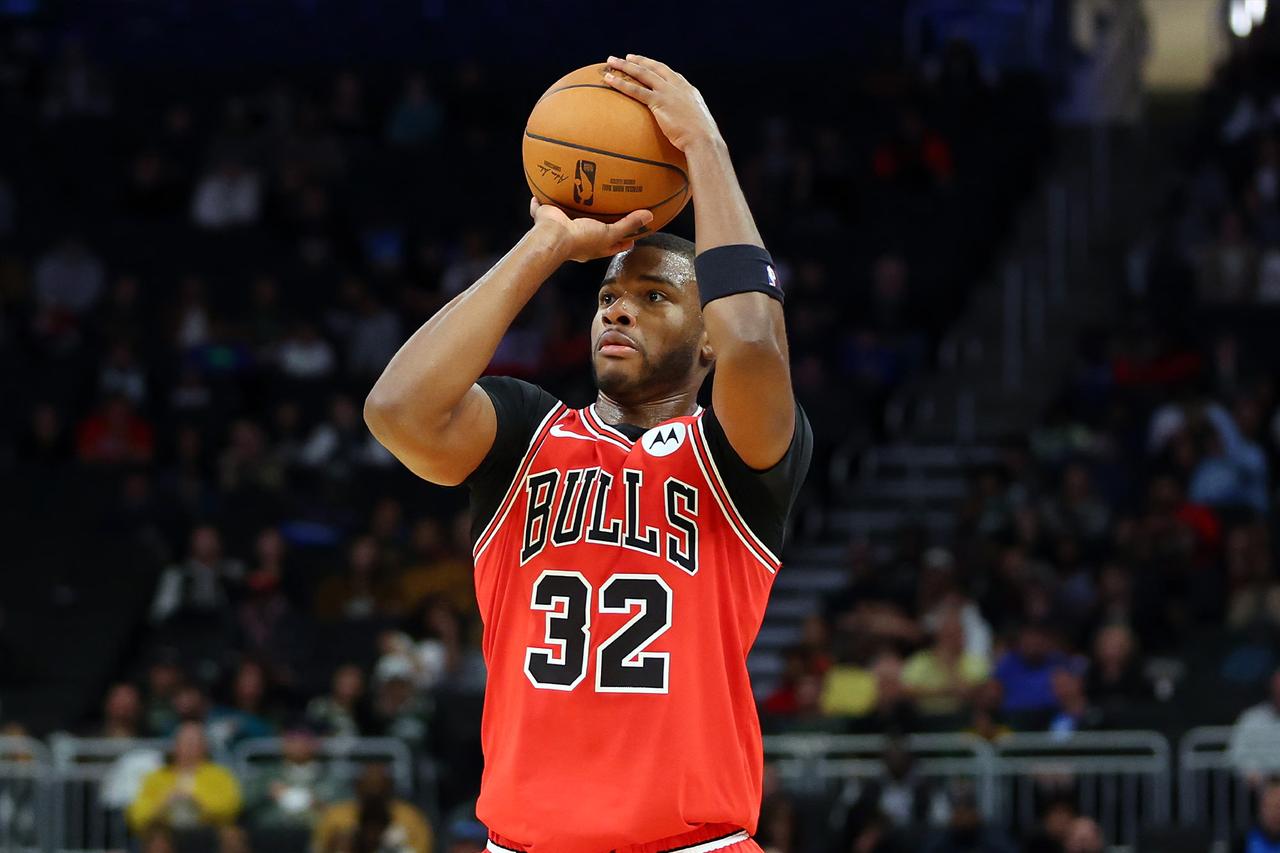 前NBA前锋E.J.利德尔已经与希腊劲旅阿里斯俱乐部达成一份为期两年的合同协议。