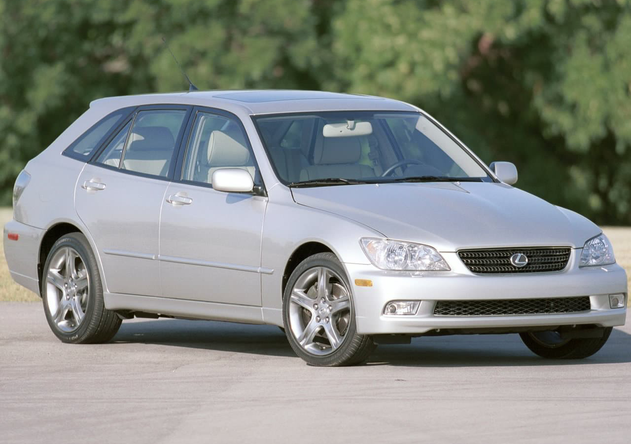雷克萨斯is   2002款雷克萨斯IS300 SportCross，JCE10