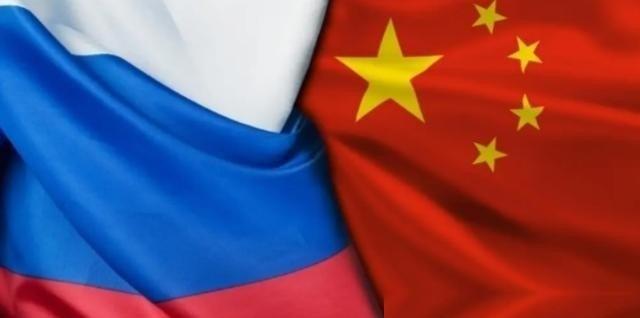 假如俄罗斯以远东领土归还中国为条件，要求中国出兵俄乌战争，我们要不要答应……
