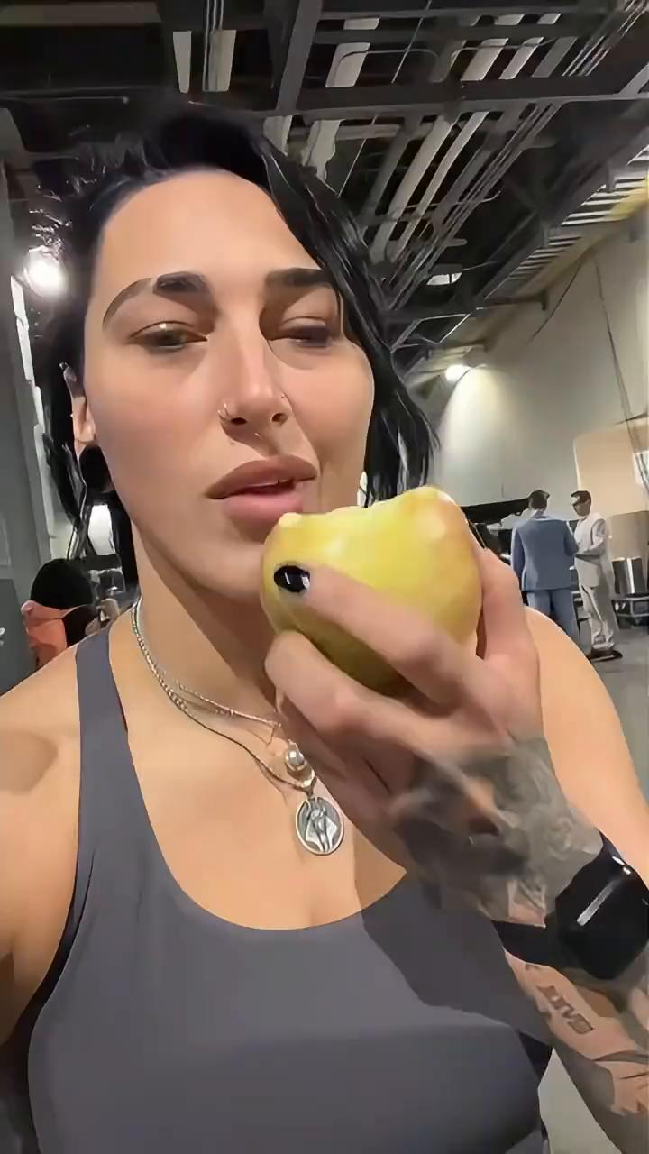 我需要睡眠饲料，看看我的生活。