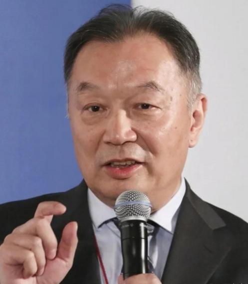温铁军教授那句“国有资产是几千万先烈用命换来的，是全民所有的。如今你要私有化，要