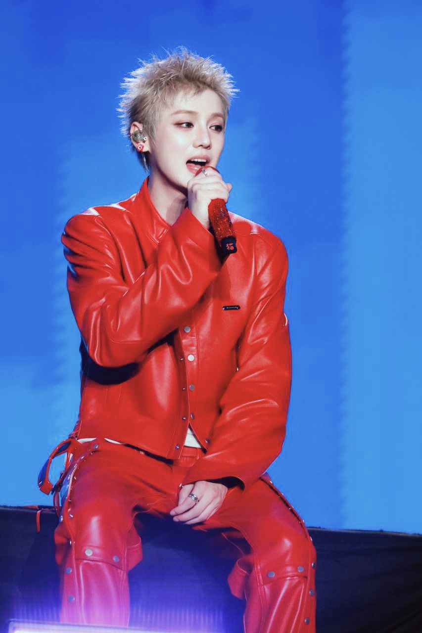 鹿晗粉丝gapday音乐节鹿晗gapday音乐节﻿ 真正的喜欢从不是一时热烈而是