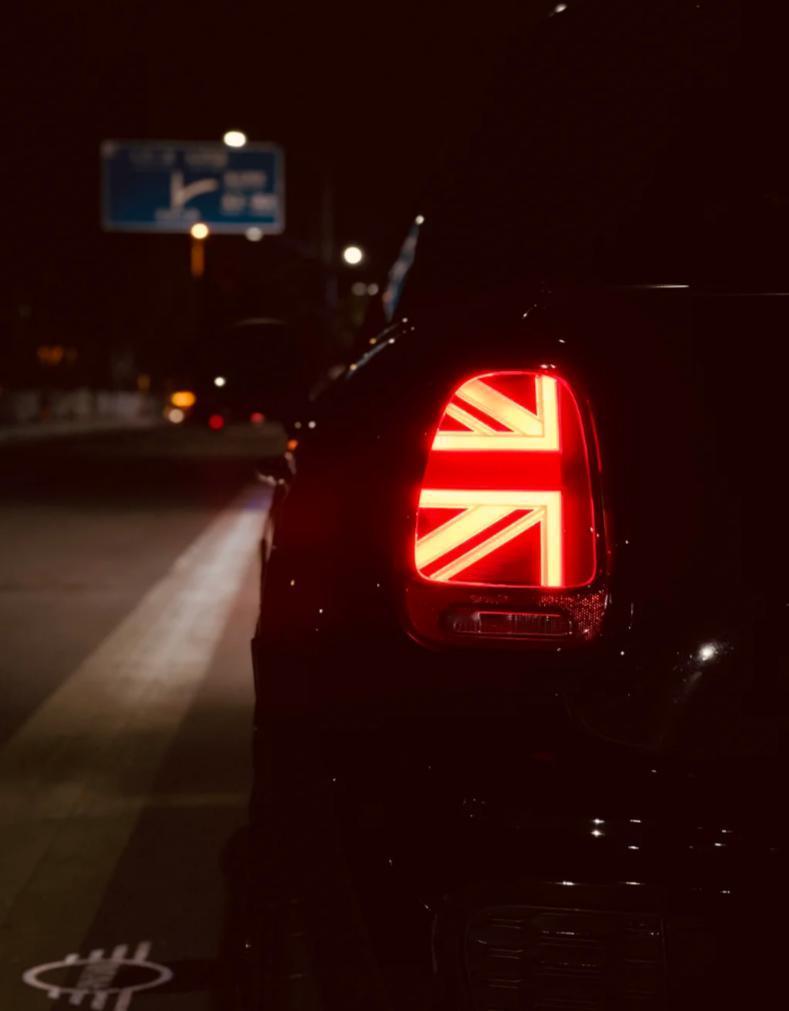 因为米字灯入手了宝马 MINI，虽然当时同样预算能买一辆大SUV了，但没有后悔，