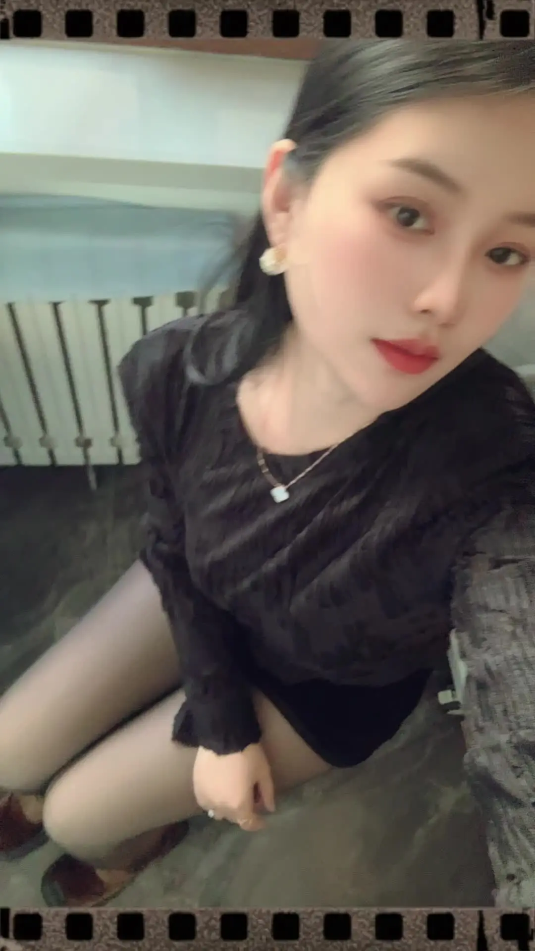 “打扮的理由不是为了见人，而是我今天心情很好”