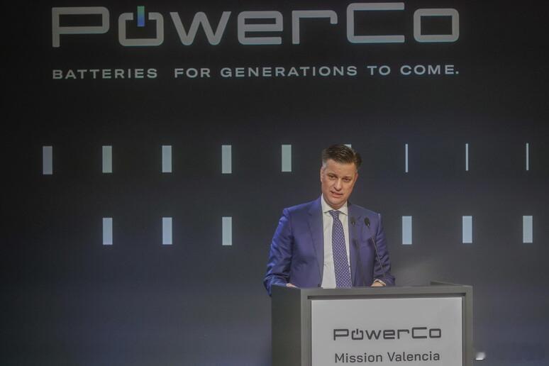【大众汽车已推迟旗下PowerCo电池业务的IPO计划】彭博社报道称，由于电动汽